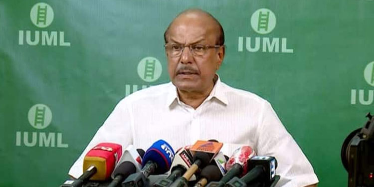 ലീഗ് യോഗത്തിൽ വിമർശനം: രാജി ഭീഷണി മുഴക്കി പി കെ കുഞ്ഞാലിക്കുട്ടി
