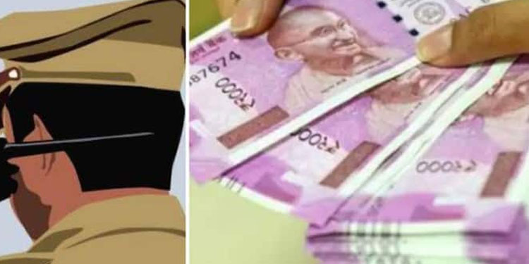 പത്തനംതിട്ടയില്‍ ക്ലബ്ബില്‍ പണം വച്ച് ചീട്ടുകളി; 12 പേര്‍ പിടിയില്‍, ഒരാള്‍ പൊലീസുകാരന്‍