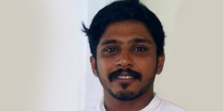 റോഡരികിൽ നിർത്തിയിടുന്ന വാഹനങ്ങളുടെ ബാറ്ററി മോഷ്ടിച്ച് വിൽപന; യുവാവ് പിടിയിൽ