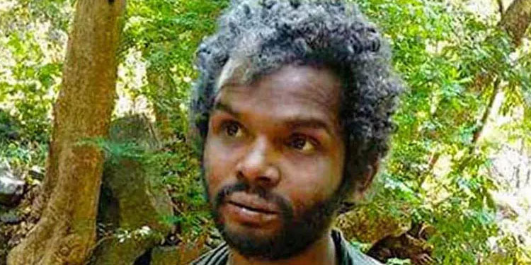മധു വധം: ഒരു സാക്ഷികൂടി കൂറുമാറി; പൊലീസ് ഭീഷണിപ്പെടുത്തിയെന്ന്​ പറഞ്ഞ്​ കോടതിയിലേക്ക് ഓടിക്കയറി