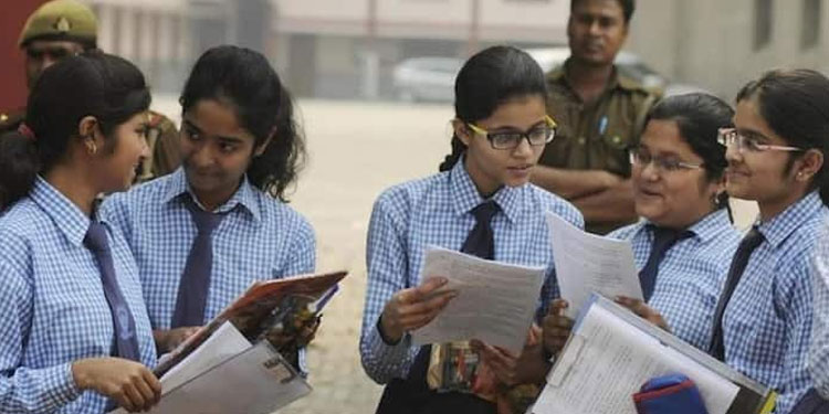 സിബിഎസ്ഇ പരീക്ഷഫലം; പ്രഖ്യാപിക്കുന്ന തീയതി, സമയം, വെബ്സൈറ്റ് എന്നിവ അറിയാം…