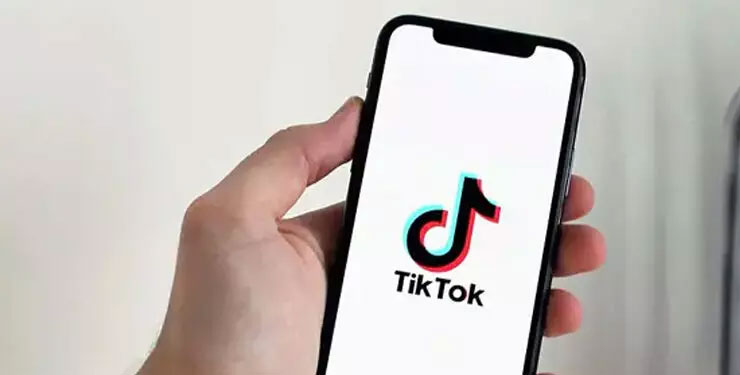 ടിക്ക് ടോക്ക് അപകടരമായ വിഡിയോകൾ പ്രോത്സാഹിപ്പിക്കുന്നെന്ന് പരാതി