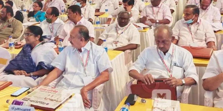 ‘യുഡിഎഫ് വിട്ടവരെ തിരിച്ചെത്തിക്കണം; എൽഡിഎഫിലെ അസ്വസ്ഥത മുതലെടുക്കണം
