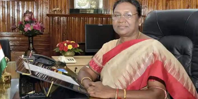ചരിത്രദിനം; രാഷ്ട്രപതി‌യായി ദ്രൗപതി മുർമു ഇന്ന് സത്യപ്രതിജ്ഞ ചെയ്യും, ദില്ലിയിൽ ആഘോഷമയം