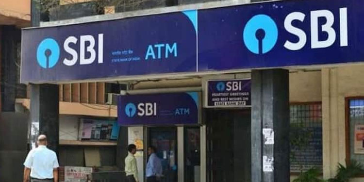 വലിയ തുക എടിഎമ്മിൽ നിന്ന് പിൻവലിക്കണോ? ഇനി ഒടിപി ഇല്ലാതെ നടപ്പില്ല! പുതിയ നീക്കവുമായി എസ്ബിഐ