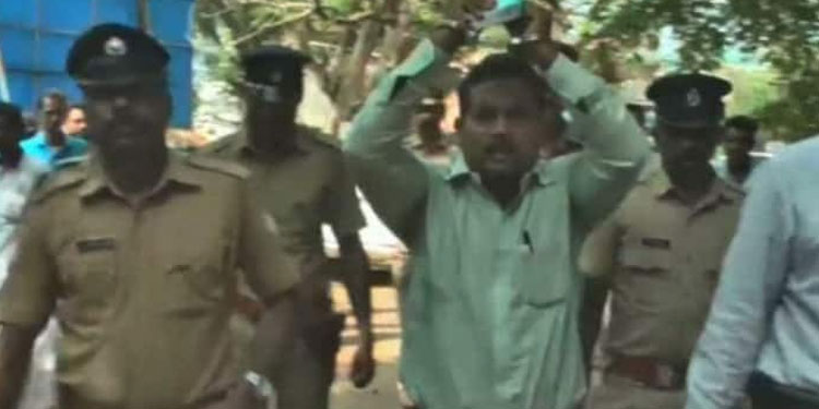 രൂപേഷിനെതിരായ കേസുകളിൽ യുഎപിഎ പുനഃസ്ഥാപിക്കണമെന്ന് സർക്കാർ, സുപ്രീംകോടതിയെ സമീപിച്ചു