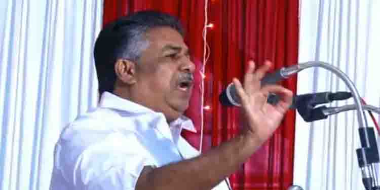 ഭരണഘടനക്കെതിരെ വിവാദ പരാമർശവുമായി മന്ത്രി സജി ചെറിയാൻ : ജനങ്ങളെ കൊള്ളയടിക്കാൻ പറ്റിയതാണ് ഇന്ത്യൻ ഭരണഘടന’