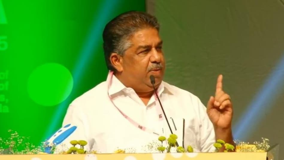 ‘രാജി സ്വതന്ത്രമായ എന്റെ തീരുമാനം ,  അത് അറിയിക്കേണ്ടവരെ അറിയിച്ചു ‘ : സജി ചെറിയാൻ