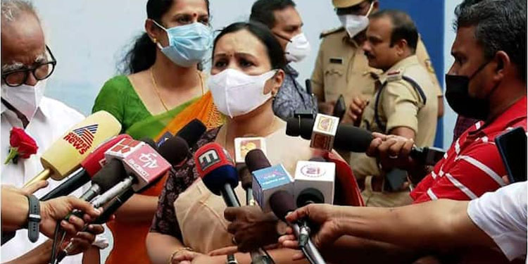ആശുപത്രിക്ക് എതിരെ നിരന്തരം പരാതികൾ വന്നിരുന്നു; തിരുവല്ല ആശുപത്രിയിലെ നടപടിയിൽ മറുപടിയുമായി മന്ത്രി