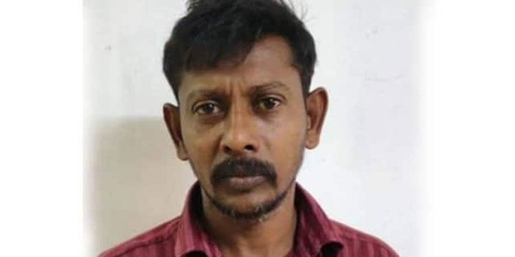 52 കാരിയെ തട്ടിക്കൊണ്ടുപോയി സ്വര്‍ണാഭരണങ്ങൾ കവര്‍ന്ന് വഴിയിലുപേക്ഷിച്ചു, സംഘത്തിലെ ഒരാൾ പിടിയിൽ