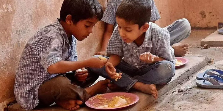 ആരോഗ്യ രംഗത്തെ ദേശീയ പദ്ധതികൾ നടപ്പാക്കുന്നതിൽ കേരളം മുന്നിൽ