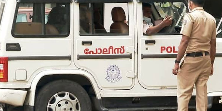 മാലിന്യ കേന്ദ്രത്തില്‍ മാലിന്യത്തിനൊപ്പം രണ്ട് കാലുകള്‍, വലിയതുറ പൊലീസ് അന്വേഷണം തുടങ്ങി