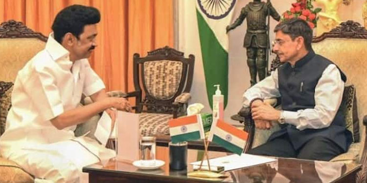 അയൽപക്കത്തും ഭിന്നത: തമിഴ്നാട്ടിൽ ഗവര്‍ണര്‍ – സര്‍ക്കാര്‍ പോര് രൂക്ഷം