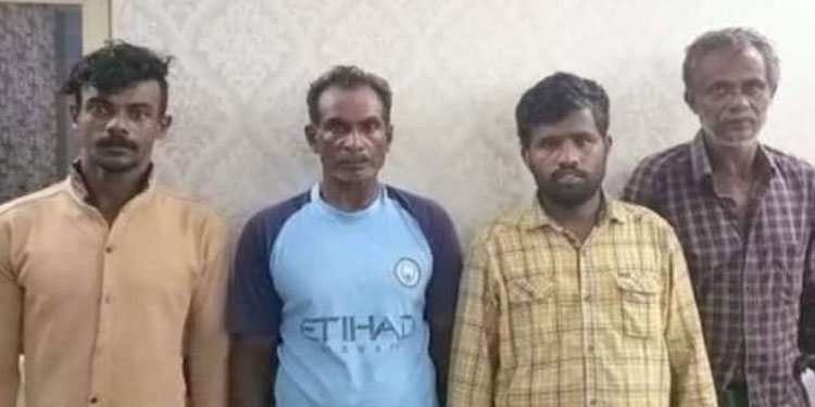 വിദ്യാര്‍ത്ഥിനിയെ കടപ്പുറത്തെ വള്ളപ്പുരയിലെത്തിച്ച് അയല്‍വാസികള്‍ പീഡിപ്പിച്ചു; നാല് പേര്‍ അറസ്റ്റില്‍