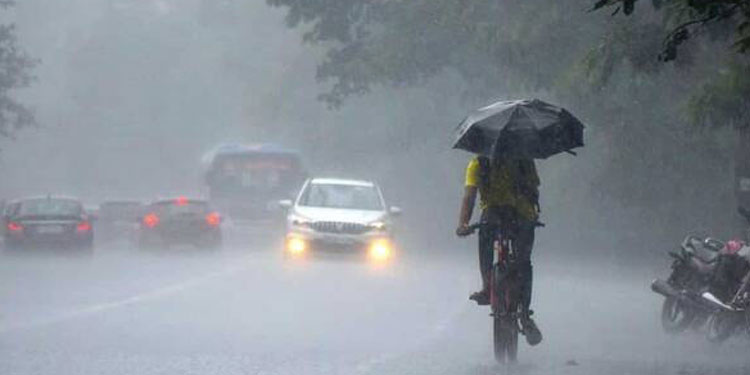 വീണ്ടും മഴ എത്തുന്നു ; മൂന്ന് നാള്‍ മഴ ശക്തമാകും, ഇടിമിന്നല്‍ ജാഗ്രതാ മുന്നറിയിപ്പും നല്‍കി