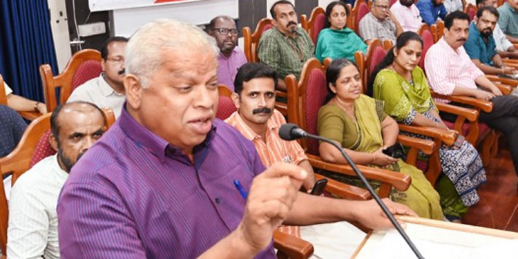 ഗവർണർ സർവകലാശാലകളുടെ അന്തകനായി: എം വി ജയരാജൻ
