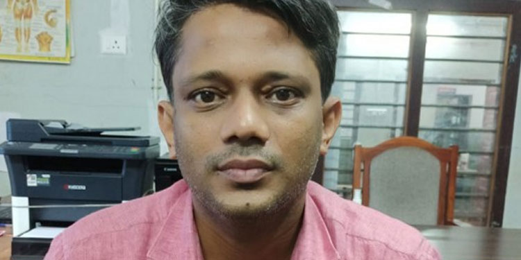 വിദ്യാർഥിനിയോട്‌ അപമര്യാദയായി പെരുമാറിയ അധ്യാപകൻ അറസ്റ്റിൽ