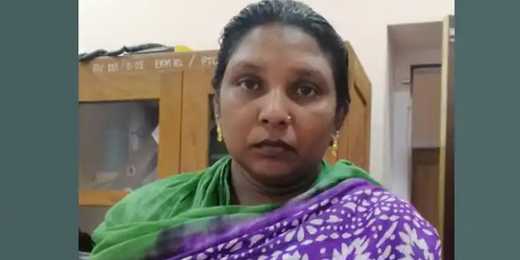ഒരു വീട്ടിൽ നിന്ന് മോഷ്ടിച്ചത് ഒമ്പത് പവൻ , മറ്റൊരു വീട്ടിൽ നിന്ന് 13 , എറണാകുളത്ത് വീട്ടുജോലിക്കെത്തി മോഷണം