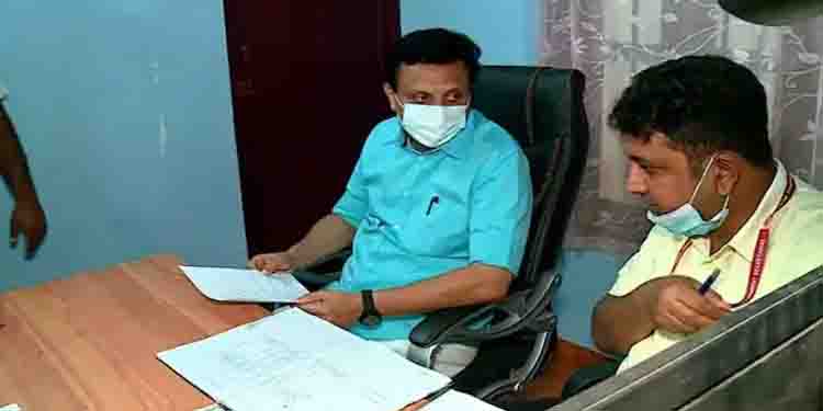 മന്ത്രി റിയാസിന്റെ മിന്നൽ പരിശോധനക്ക് പിന്നാലെ നടപടി; പിഡബ്ല്യൂഡി അസി. എഞ്ചിനിയർക്ക് സ്ഥലമാറ്റം
