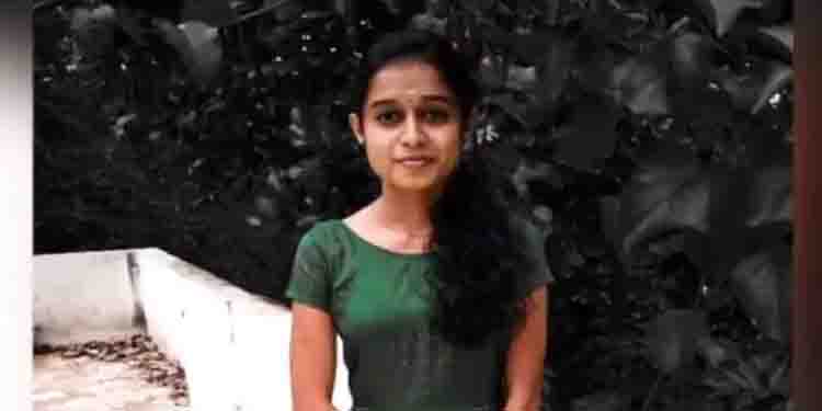 പാലക്കാട്ട് ചിറ്റില്ലഞ്ചേരിയിൽ ഡിവൈഎഫ്ഐ ഭാരവാഹിയായ യുവതി കൊല്ലപ്പെട്ട നിലയിൽ ; സുഹൃത്ത് പൊലീസിൽ കീഴടങ്ങി