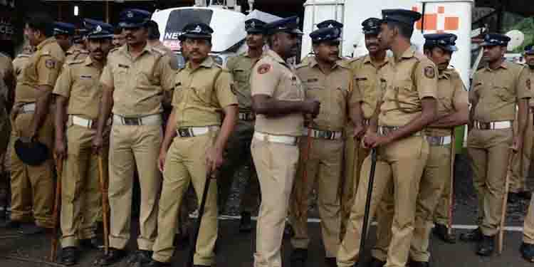 ‘കാക്കിയിൽ തൊട്ട് കളിക്കണ്ട’; മറ്റ് സേന വിഭാഗങ്ങളുടെ യൂണിഫോം മാറ്റണമെന്ന് ഡിജിപി
