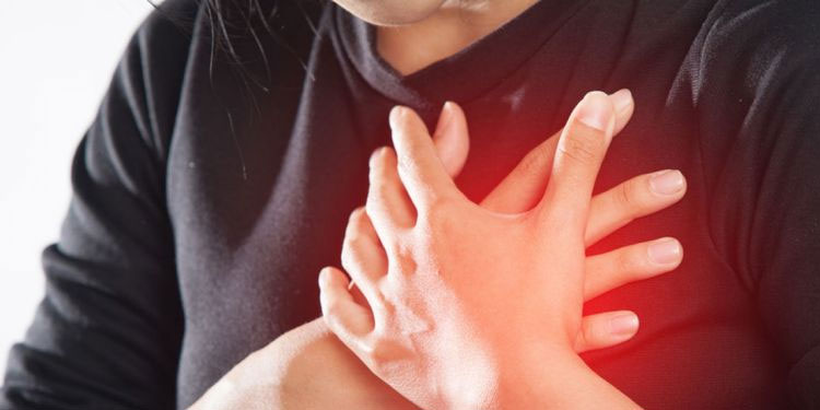 ഹൃദയസ്തംഭനത്തിന്‍റെ ഈ നാലു ലക്ഷണങ്ങള്‍ മറന്നു പോകരുത്