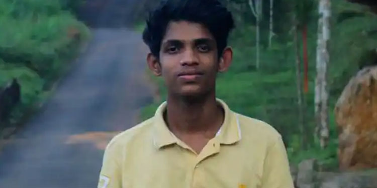 നായ കുറുകെച്ചാടി, നിയന്ത്രണം വിട്ട ഓട്ടോറിക്ഷ മറിഞ്ഞ് യുവാവ് മരിച്ചു