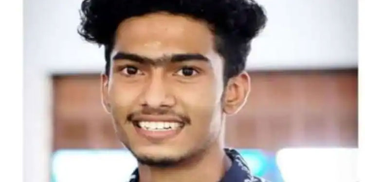 പനിയെന്ന് പറഞ്ഞ് ക്ലാസില്‍ നിന്ന് ഹോസ്റ്റലിലേക്ക് പോയി, കോളേജ് വിദ്യാര്‍ത്ഥിയെ തൂങ്ങിമരിച്ച നിലയില്‍ കണ്ടെത്തി