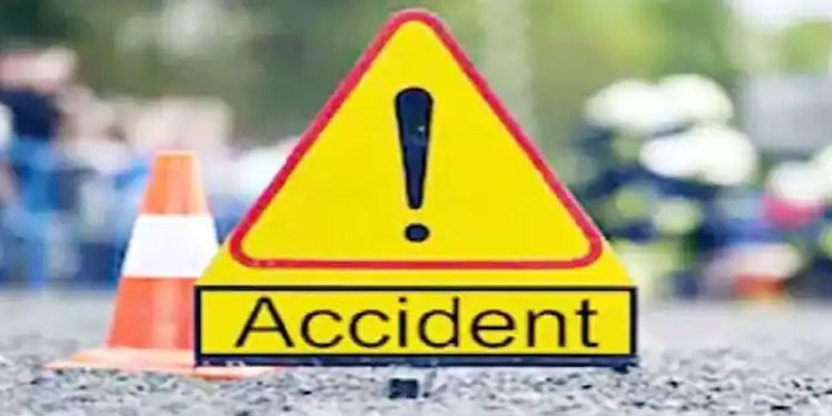 റോഡ് മുറിച്ച് കടക്കവേ സ്കൂട്ടര്‍ ഇടിച്ചു, കഴക്കൂട്ടത്ത് കാല്‍നടയാത്രക്കാരിക്ക് പരിക്ക്