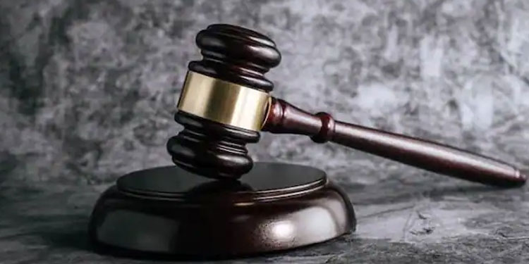 സ്‌നാപ് ചാറ്റ് അക്കൗണ്ട് വഴി വ്യാജ ഉല്‍പ്പന്നങ്ങള്‍ വിറ്റു; സോഷ്യല്‍ മീഡിയ സെലിബ്രിറ്റിക്ക് വന്‍തുക പിഴ