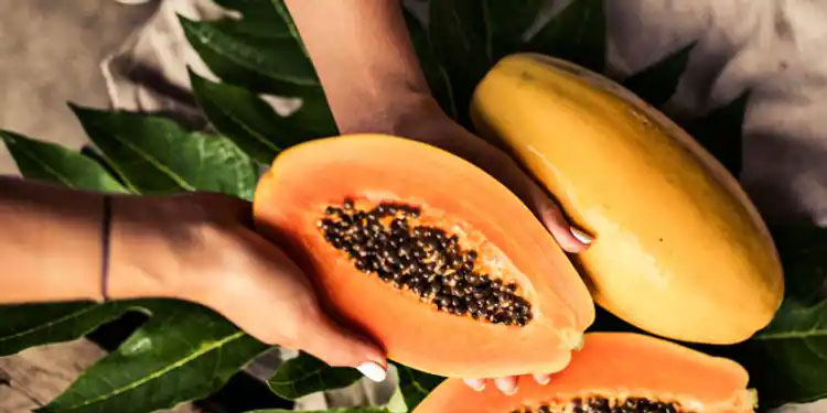 മുഖത്തെ കറുത്ത പാടുകള്‍ അകറ്റാന്‍ പരീക്ഷിക്കാം പപ്പായ കൊണ്ടുള്ള ഫേസ് പാക്കുകൾ