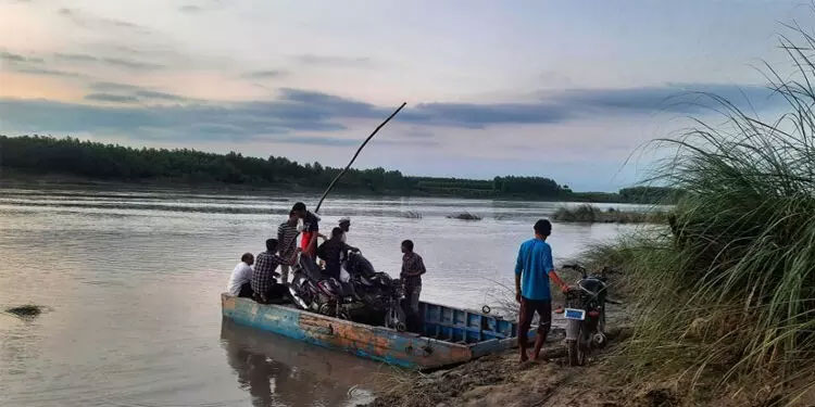 മണൽ ഖനനം: യമുന നദിയുടെ മരണമണി മുഴങ്ങുന്നുവെന്ന് ഹരിയാനയിലെ നാട്ടുകാർ