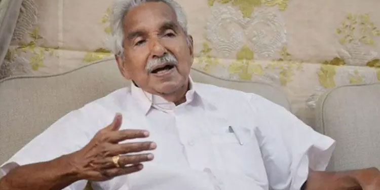 കോൺ​ഗ്രസ് തെരഞ്ഞെടുപ്പ് : സ്ഥാനാർഥികളാരെന്ന് അറിഞ്ഞശേഷം പിന്തുണ ആർക്കെന്ന് തീരുമാനിക്കും-ഉമ്മൻചാണ്ടി