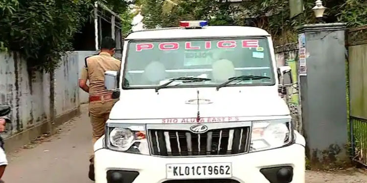 പിഎഫ്ഐ ഓഫീസുകളിൽ പൊലീസ് പരിശോധന തുടരുന്നു: കൂടുതൽ ഓഫീസുകൾ സീൽ ചെയ്യും