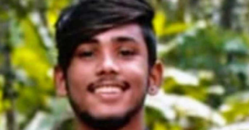 മേപ്പയൂരിൽ കാറും ബൈക്കും കൂട്ടിയിടിച്ച് മലബാർ ഗോൾഡ് ജീവനക്കാരൻ മരിച്ചു