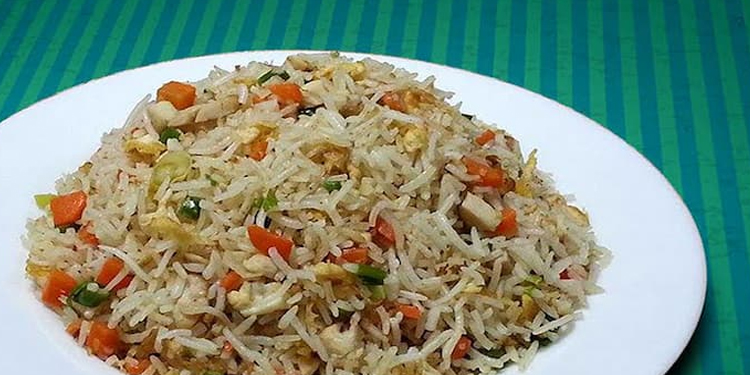 ഫ്രൈഡ്‌റൈസില്‍ ചിക്കന്‍ കുറഞ്ഞു; റിസോര്‍ട്ടില്‍ അതിക്രമം നടത്തി സംഘം