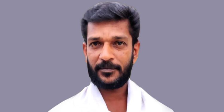 കാവാലത്ത് പാലത്തിൽനിന്നു കാൽവഴുതി വെള്ളത്തില്‍ വീണ് യുവാവ് മരിച്ചു
