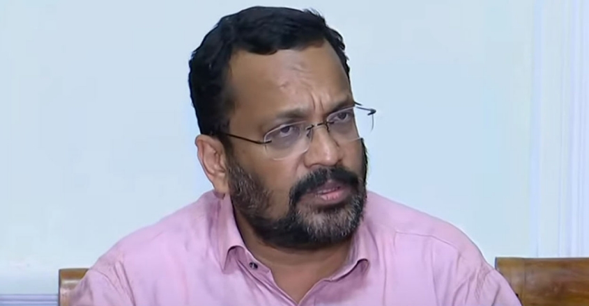 അവശ്യ റവന്യു സർട്ടിഫിക്കറ്റുകൾ ആദ്യം നൽകാൻ മന്ത്രിയുടെ നിർദേശം