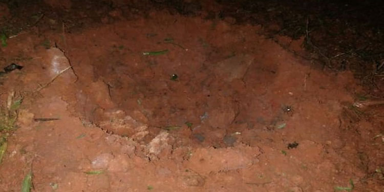 വളയത്ത് ബോംബേറ്, ബോംബിന്‍റെ തീവ്രത അളന്നതാണോയെന്ന് സംശയിക്കുന്നതായി പൊലീസ്