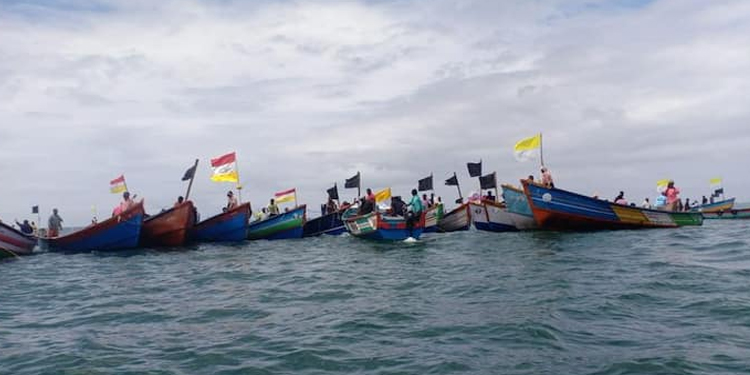 വിഴിഞ്ഞത്ത് പൊലീസ് സുരക്ഷ ഒരുക്കിയില്ല; സർക്കാരിനെതിരെ കോടതിയലക്ഷ്യ ഹർജിയുമായി അദാനി ഗ്രൂപ്പ്