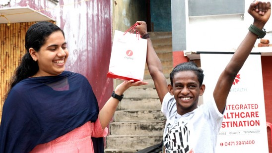 റോഷന് ഇനി കേൾക്കാം… വാക്ക് പാലിച്ച് മേയർ, ശ്രവണസഹായി കൈമാറി