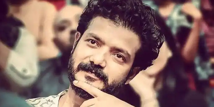 അച്ചടക്കം ഉറപ്പാക്കാൻ സ്വീകരിച്ച നടപടി; ശ്രീനാഥ് ഭാസിയുടെ വിലക്ക് പിൻവലിച്ചിട്ടില്ലെന്ന് നിർമ്മാതാക്കൾ