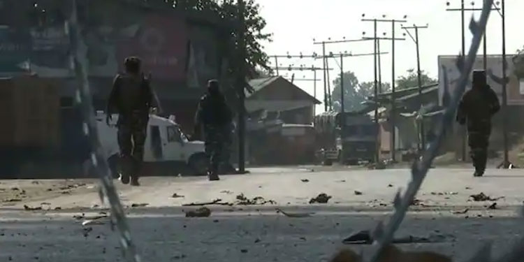 ഭീകരപ്രവർത്തനത്തിന് നേതൃത്വം നല്‍കി, ജമ്മു കശ്മീരില്‍ നാല് പേരെ ഭീകരരായി പ്രഖ്യാപിച്ചു