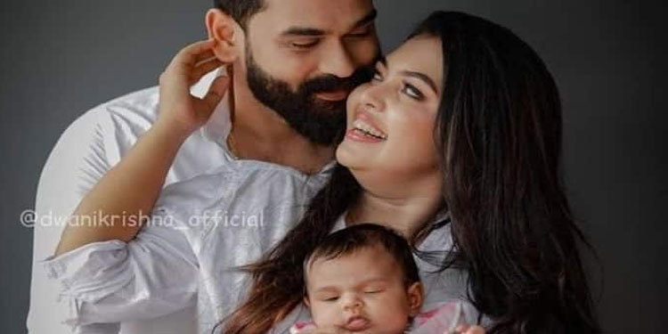 ‘യുവാച്ഛനും മൃദ്വമ്മയ്ക്കുമൊപ്പം എന്‍റെ ആദ്യ ഫോട്ടോഷൂട്ട്’; വൈറലായി കുഞ്ഞ് ധ്വനിയുടെ ചിത്രങ്ങള്‍