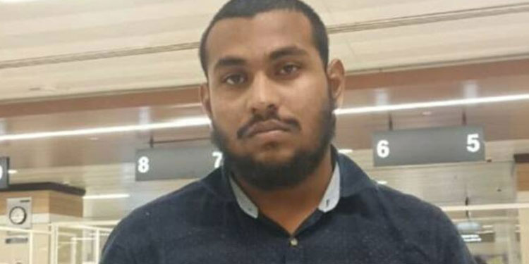 ട്യൂഷന് പോയ പെൺകുട്ടിയെ ആളൊഴിഞ്ഞ വഴിയിൽ പീഡിപ്പിച്ച പ്രതി, വിദേശത്തേക്ക് മുങ്ങി, യുഎഇയിൽ പോയി പിടികൂടി പൊലീസ്