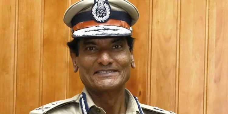 നിയമം അനുശാസിക്കുന്ന സാഹചര്യങ്ങളിലല്ലാതെ ബലപ്രയോഗം പാടില്ലെന്ന് ഡി.ജി.പി