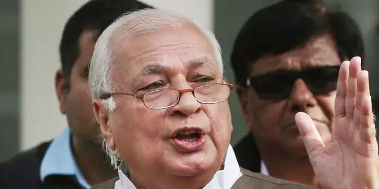 ‘അതൃപ്തി’; ധനമന്ത്രിയെ നീക്കണമെന്ന് ഗവർണർ