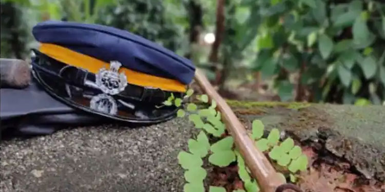 പ്രണയം നടിച്ച് പീഡിപ്പിച്ചെന്ന പരാതിയിൽ പൊലീസുകാരൻ അറസ്റ്റിൽ