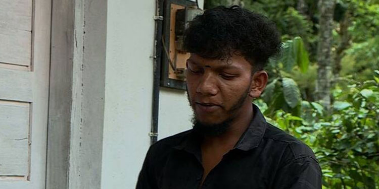 ആദിവാസി യുവാവിനെതിരെ കള്ളക്കേസ് ചുമത്തി, ആറ് വനംവകുപ്പ് ഉദ്യോഗസ്ഥർക്ക് സസ്പെൻഷൻ