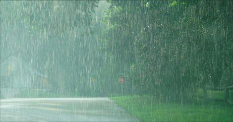 തുലാവർഷത്തിനിടെ ചക്രവാതചുഴി, തെക്കൻ കേരളത്തിൽ മഴ ശക്തമാകും ;7 ജില്ലകളിൽ ജാഗ്രത